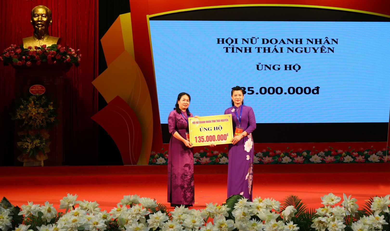 Hội NDN Thái Nguyên ủng hộ Quỹ Đền ơn đáp nghĩa tỉnh Thái Nguyên năm 2022