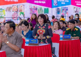Phó Chủ tịch Đồng Thị Ánh tham gia Ngày hội Phụ nữ khởi nghiệp năm 2023 tại Bình Định